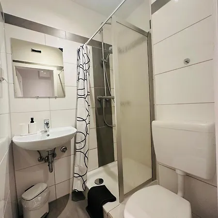 Ruhige Oase Mit Schneller Internet Apartment
